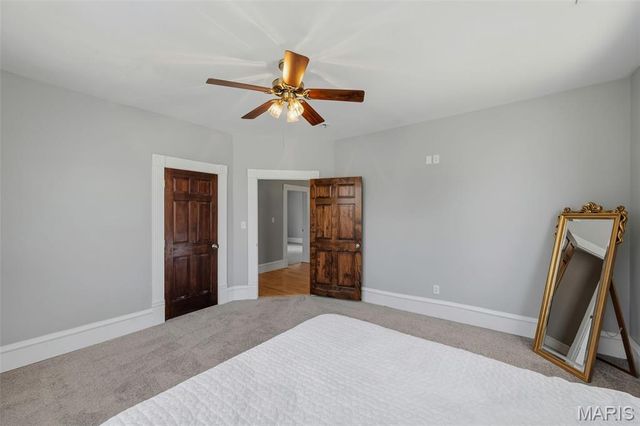 5830 Clemens Avenue, St Louis, MO 63112
