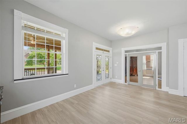 5830 Clemens Avenue, St Louis, MO 63112