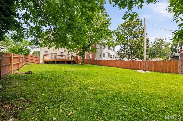 5830 Clemens Avenue, St Louis, MO 63112