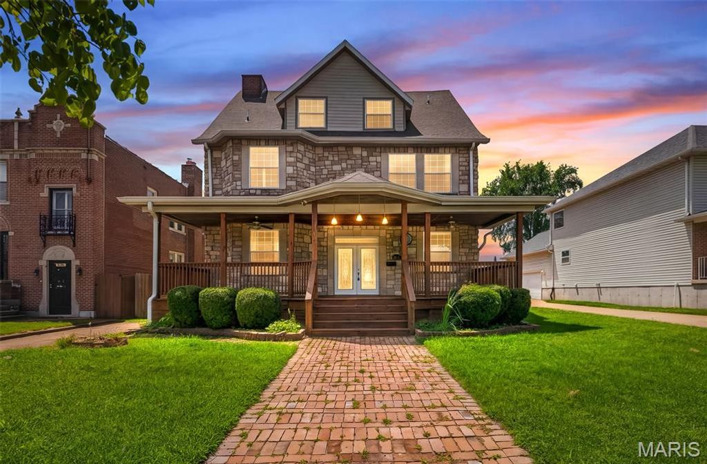 5830 Clemens Avenue, St Louis, MO 63112