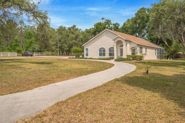 35745 OLD CLINTON AVENUE, Dade City, FL 33525
