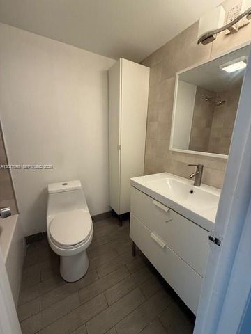 7173 W Sunrise Blvd 7173, Plantation, FL 33313