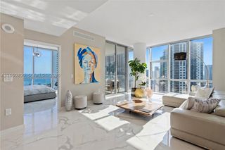 851 NE 1st Ave 2911, Miami, FL 33132