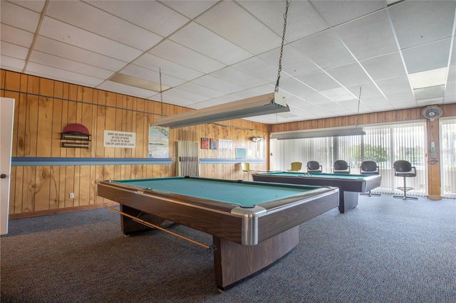 7700 SUN ISLAND DRIVE S 401, South Pasadena, FL 33707