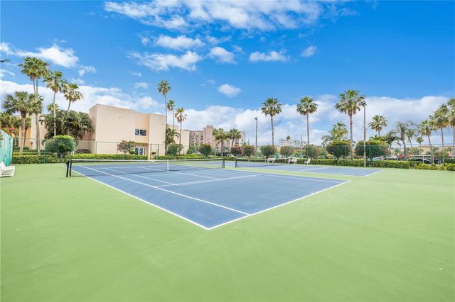 7700 SUN ISLAND DRIVE S 401, South Pasadena, FL 33707