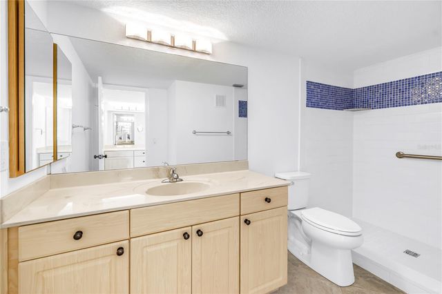 7700 SUN ISLAND DRIVE S 401, South Pasadena, FL 33707
