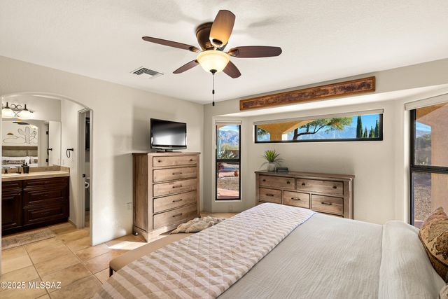 1558 E Bright Angel Drive, Oro Valley, AZ 85755