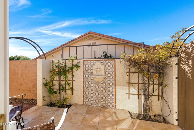 1558 E Bright Angel Drive, Oro Valley, AZ 85755