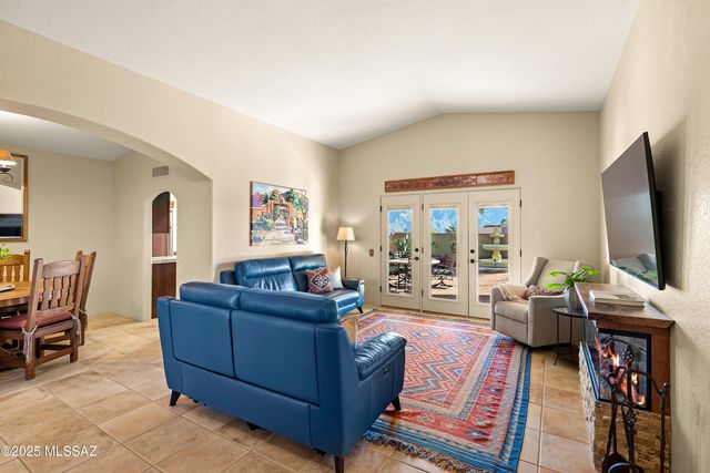 1558 E Bright Angel Drive, Oro Valley, AZ 85755