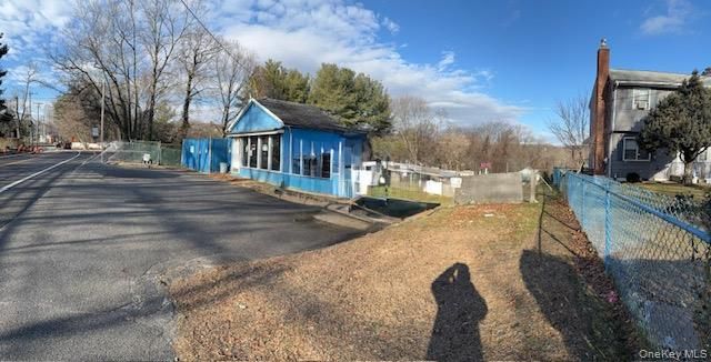 214 Dobbs Ferry Road, White Plains, NY 10607