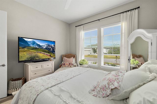 4 JACKSON BLUE PLACE, Palm Coast, FL 32137