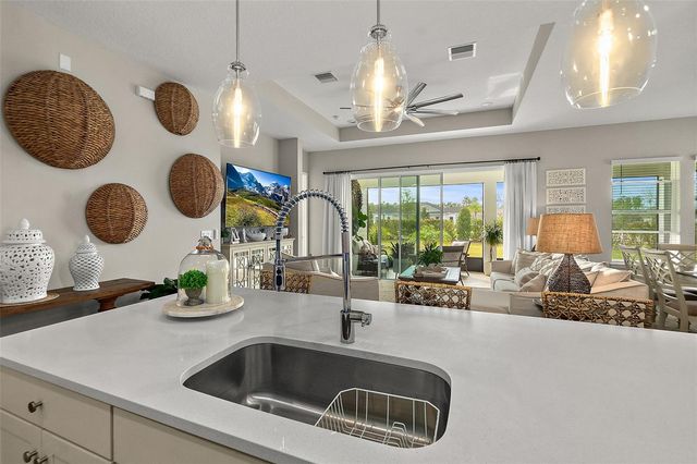 4 JACKSON BLUE PLACE, Palm Coast, FL 32137