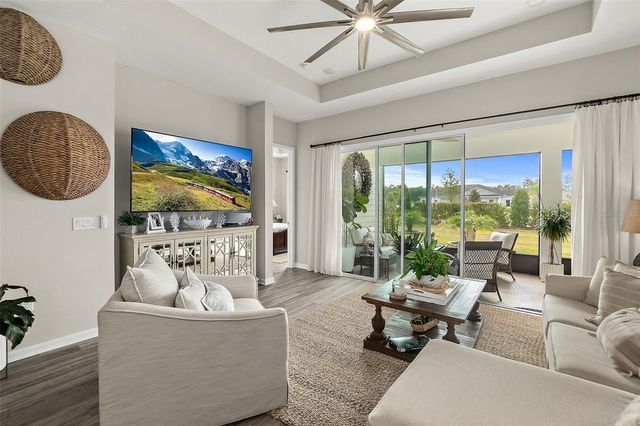 4 JACKSON BLUE PLACE, Palm Coast, FL 32137