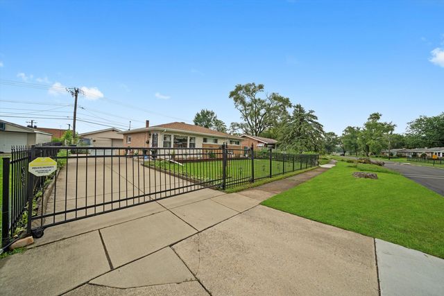 3048 Sherwood Avenue, Markham, IL 60428