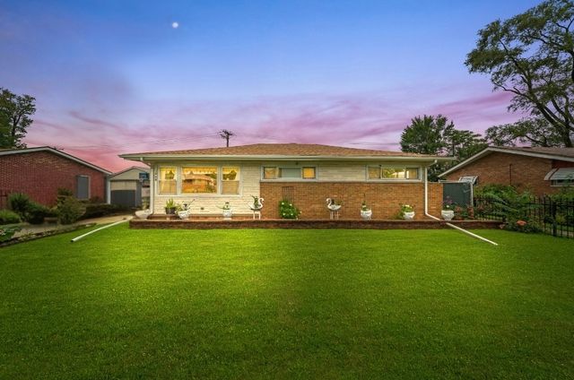 3048 Sherwood Avenue, Markham, IL 60428