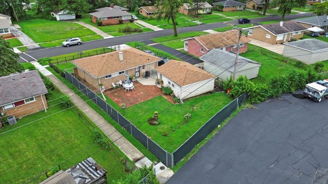 3048 Sherwood Avenue, Markham, IL 60428