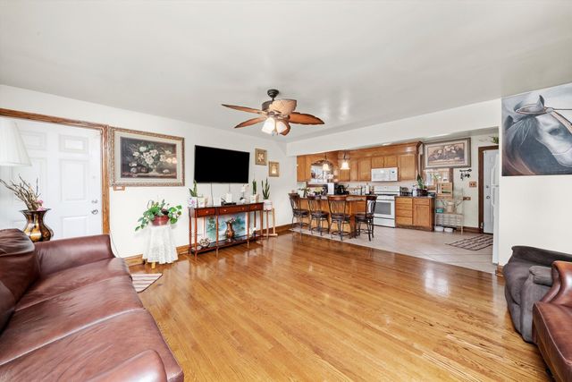 3048 Sherwood Avenue, Markham, IL 60428