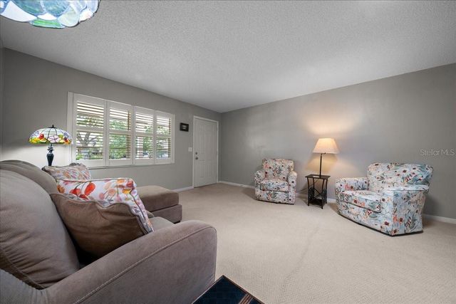 8715 SW 97TH STREET E, Ocala, FL 34481