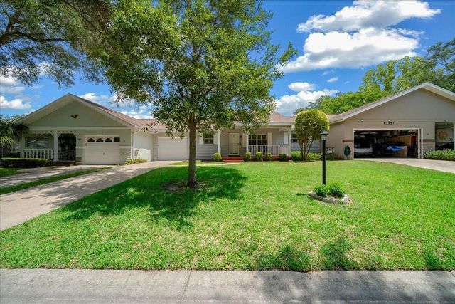 8715 SW 97TH STREET E, Ocala, FL 34481