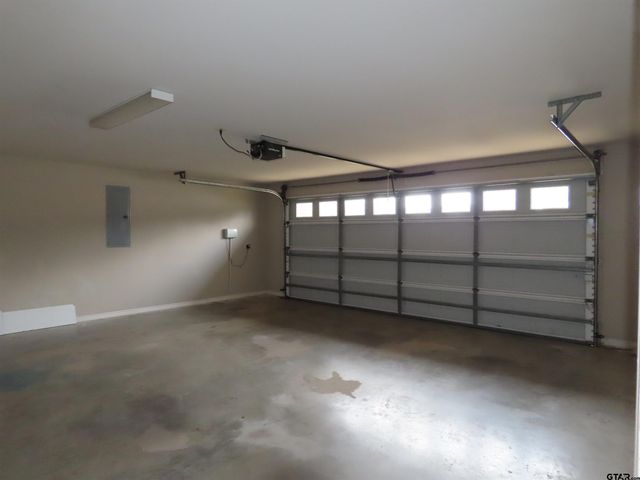 7336 Manassas Lane, Tyler, TX 75703