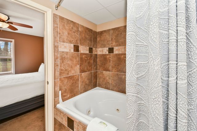 102 Stillwater Trail 102, Branson, MO 65616