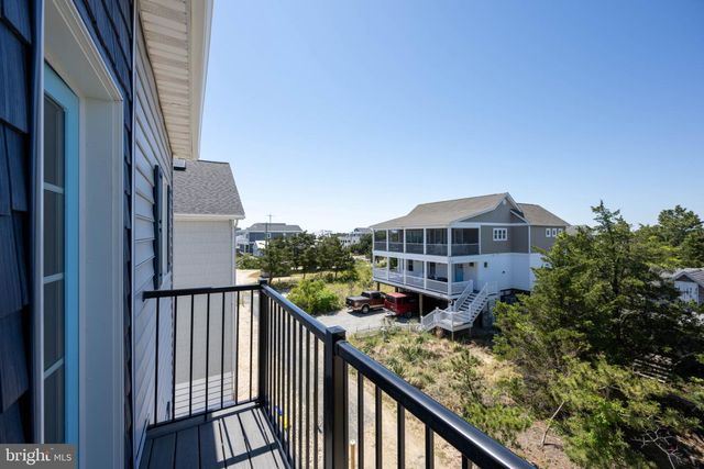 402 S BAY FRONT RD, Milton, DE 19968