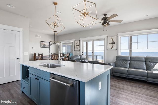 402 S BAY FRONT RD, Milton, DE 19968