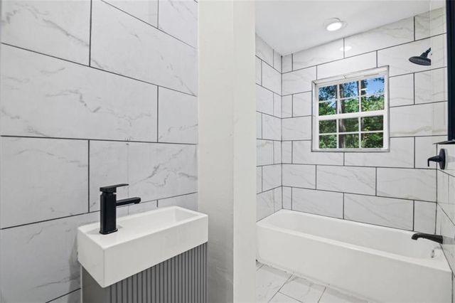 3025 McKenzie Road, Atlanta, GA 30344