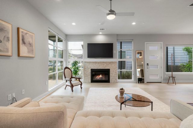 6008 Florencia LN, Austin, TX 78724