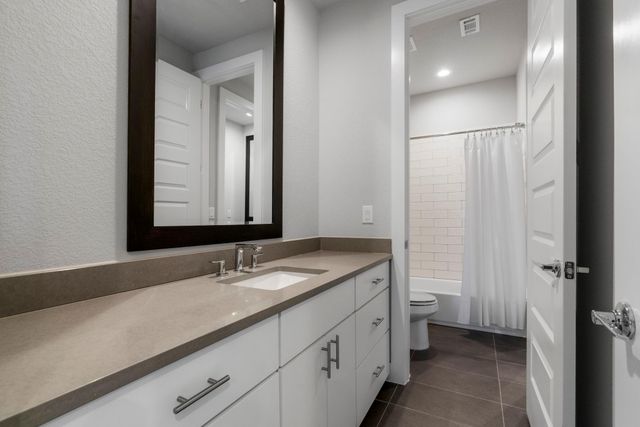 6008 Florencia LN, Austin, TX 78724