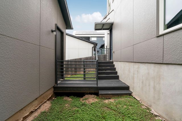 6008 Florencia LN, Austin, TX 78724