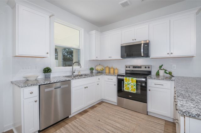 1170 S Dickerson Rd Unit 27, Goodlettsville, TN 37072