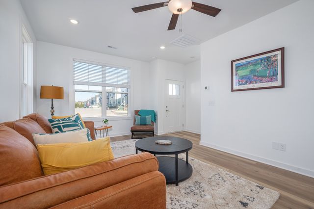 1170 S Dickerson Rd Unit 27, Goodlettsville, TN 37072