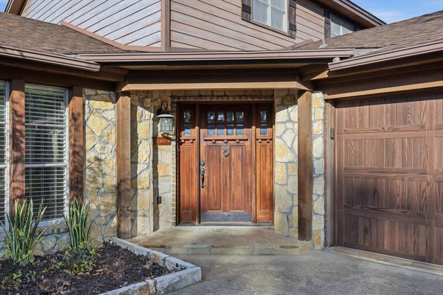3609 Wayne Court, Bedford, TX 76021