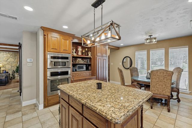 3609 Wayne Court, Bedford, TX 76021