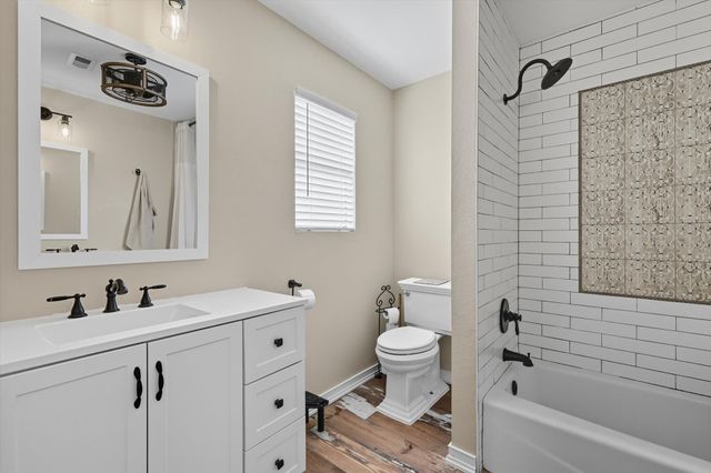 3609 Wayne Court, Bedford, TX 76021