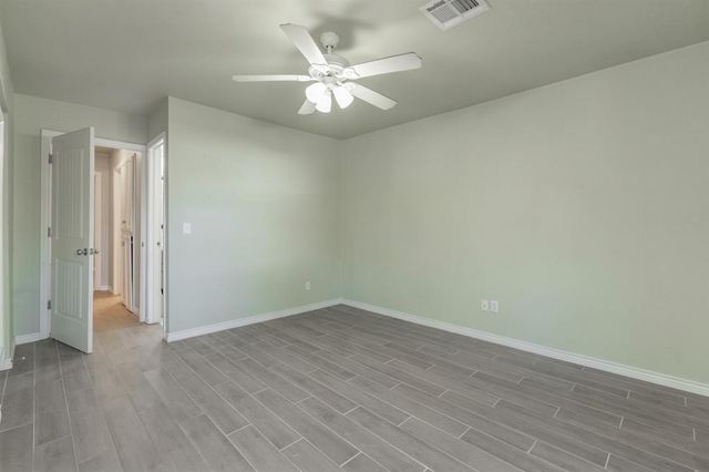 2922 Stonepoint Drive, Edmond, OK 73034