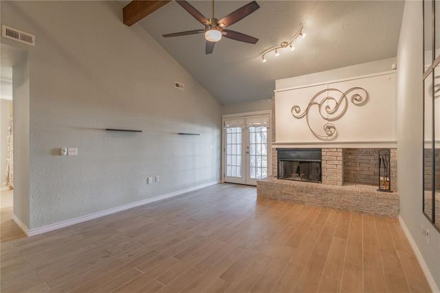 2922 Stonepoint Drive, Edmond, OK 73034