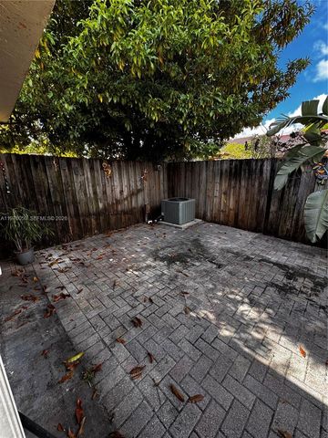 1314 SW 124th Pl 1314, Miami, FL 33184