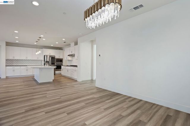 3195 Paxton St, Lathrop, CA 95330