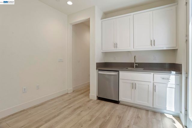 3195 Paxton St, Lathrop, CA 95330
