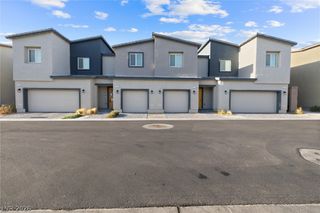 4117 Venus Falls Avenue 69, North Las Vegas, NV 89084