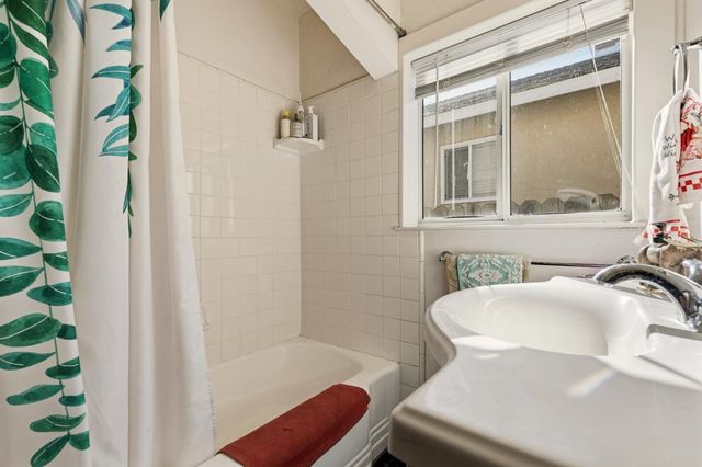 3517 38th Street, Sacramento, CA 95817