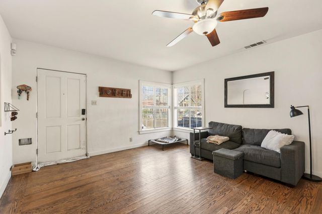 3517 38th Street, Sacramento, CA 95817