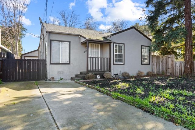 3517 38th Street, Sacramento, CA 95817