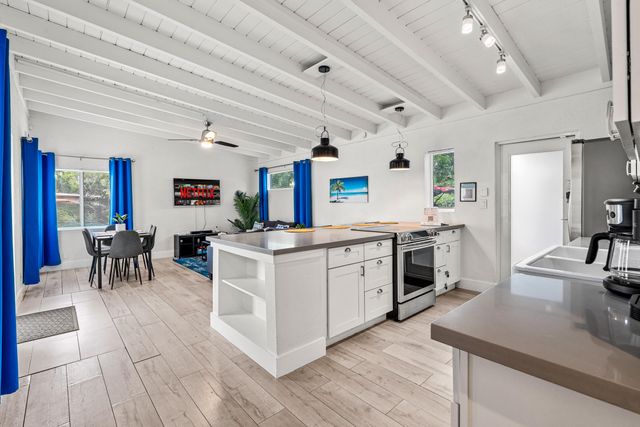 3305 SW 15th Street, Fort Lauderdale, FL 33312