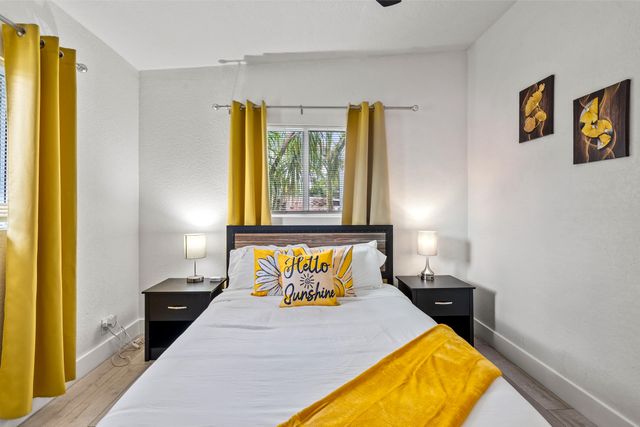 3305 SW 15th Street, Fort Lauderdale, FL 33312