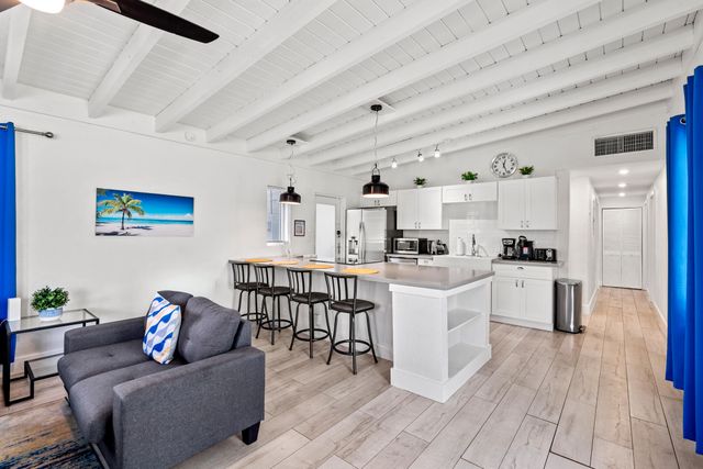 3305 SW 15th Street, Fort Lauderdale, FL 33312