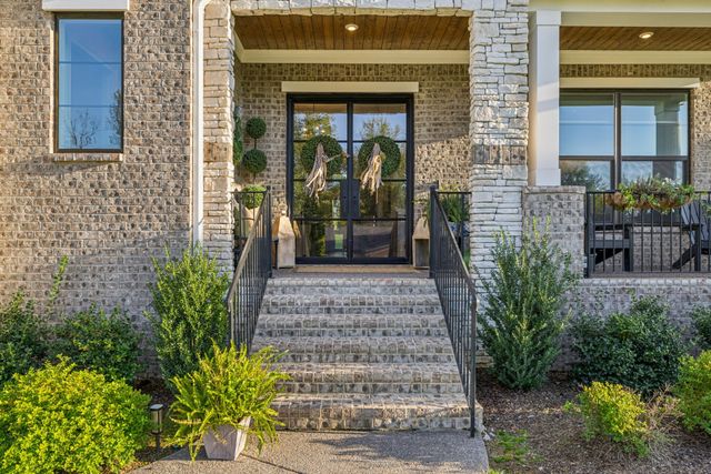 4684 Majestic Meadows Dr, Arrington, TN 37014