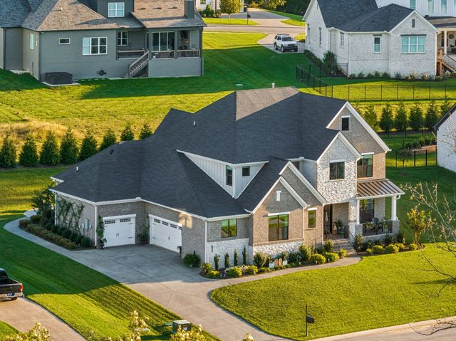 4684 Majestic Meadows Dr, Arrington, TN 37014